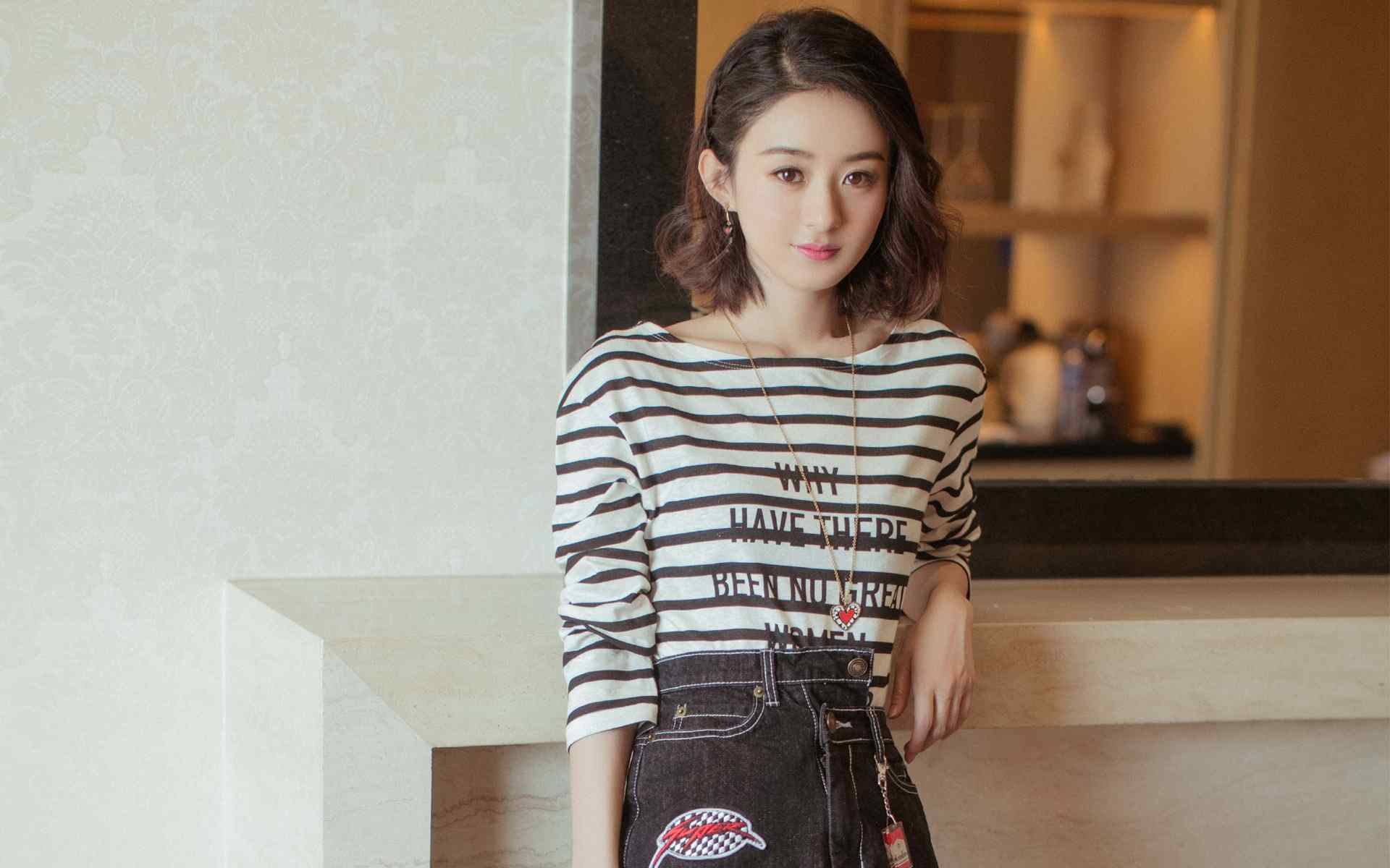 “激情四溢！明星阵容拼尽全力，演绎最火爆赛事”，女明星的激动片段