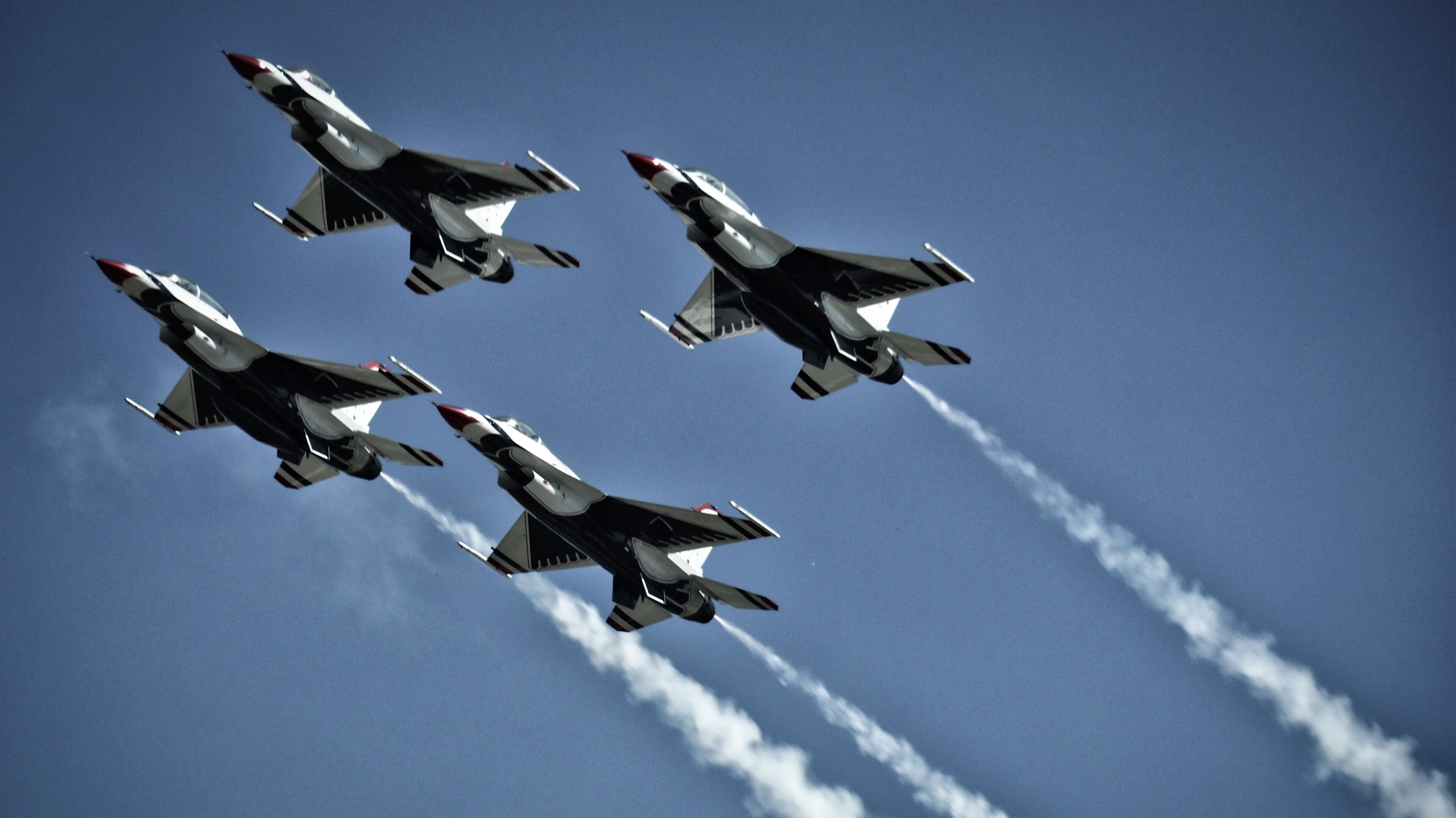 爱游戏体育-意甲：国际米兰1-0小胜弗罗伦萨，卢卡库点射破门，国际米兰佛罗伦萨比分预测