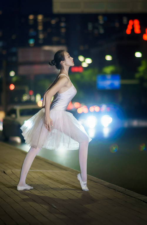 AIYOUXI.COM-社区马拉松：全民健身新风尚，马拉松志愿者活动方案