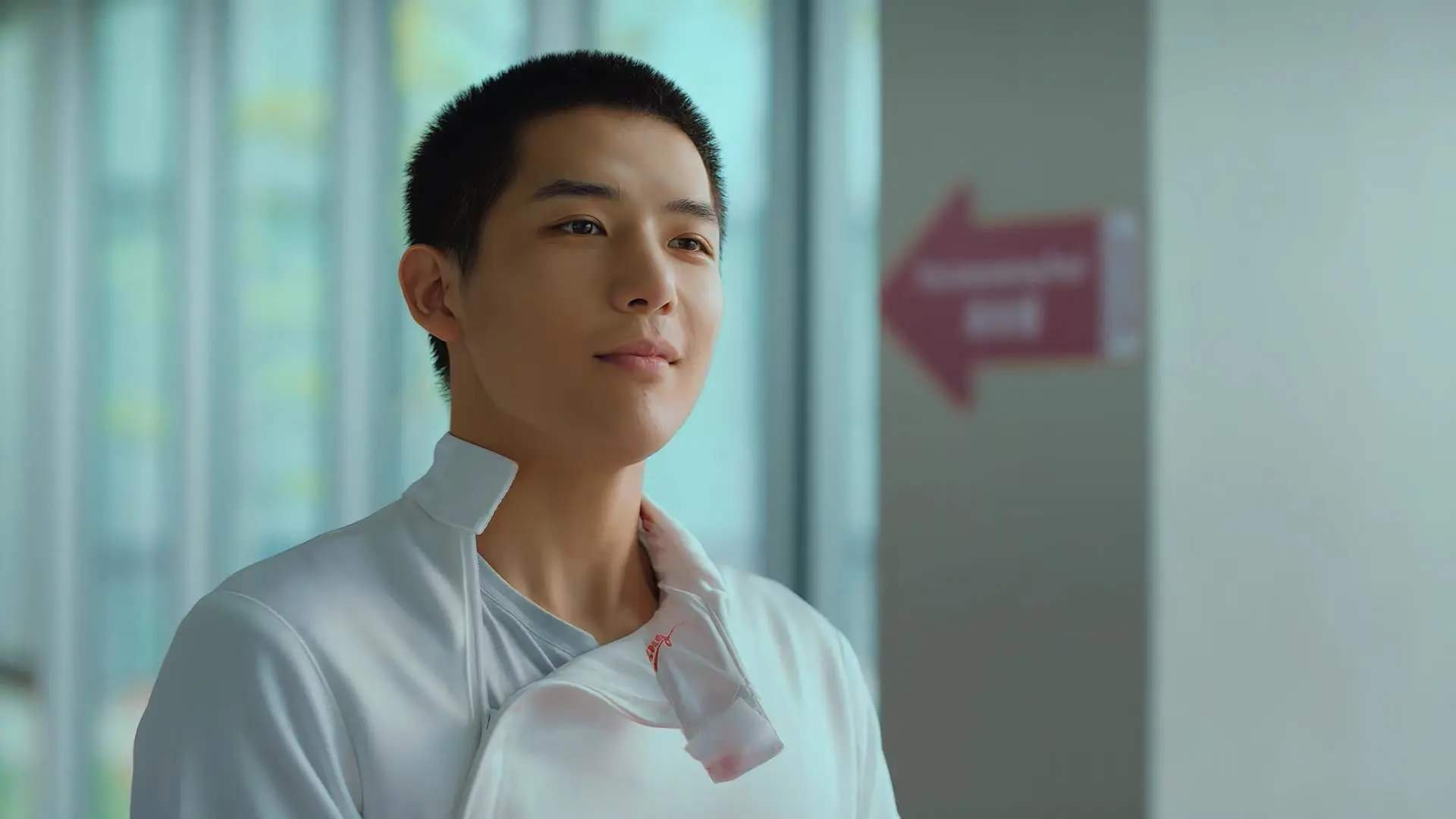 爱游戏官方-奥格斯堡主场惨败，保级形势严峻，奥格斯堡球衣2020