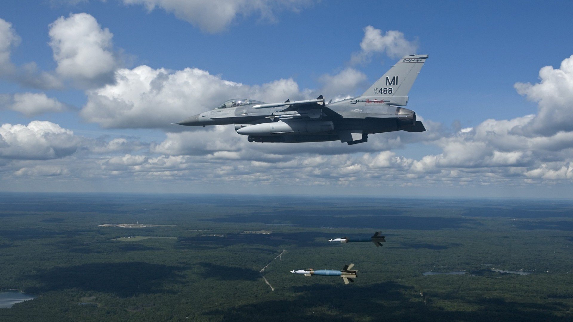 爱游戏体育官方网站-男子200蝶赛出新星，男子两百米蝶泳冠军