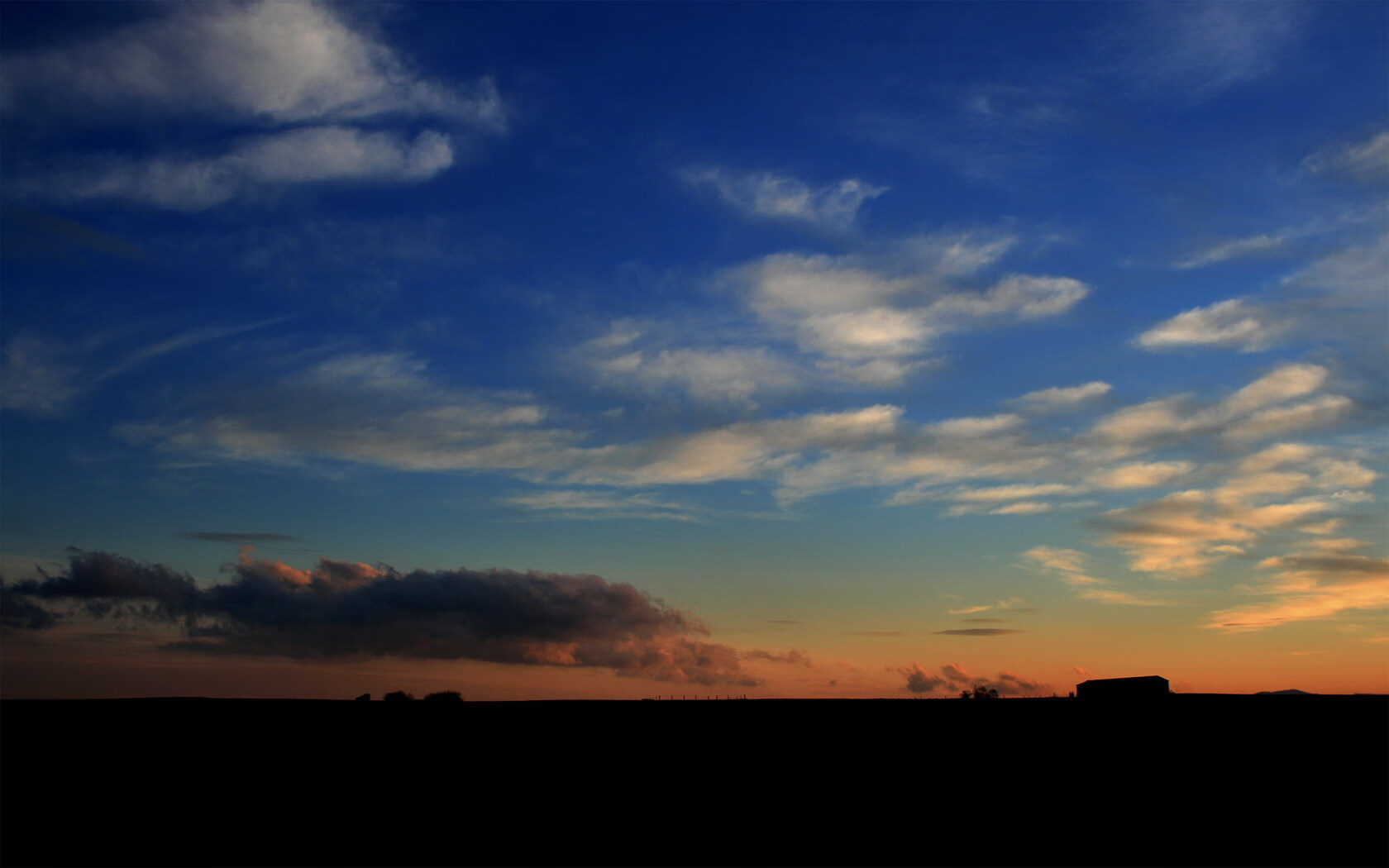 卡普尔凭借坚韧的意志与速度优势,成为袋鼠队重要的反击利器,万代卡普尔