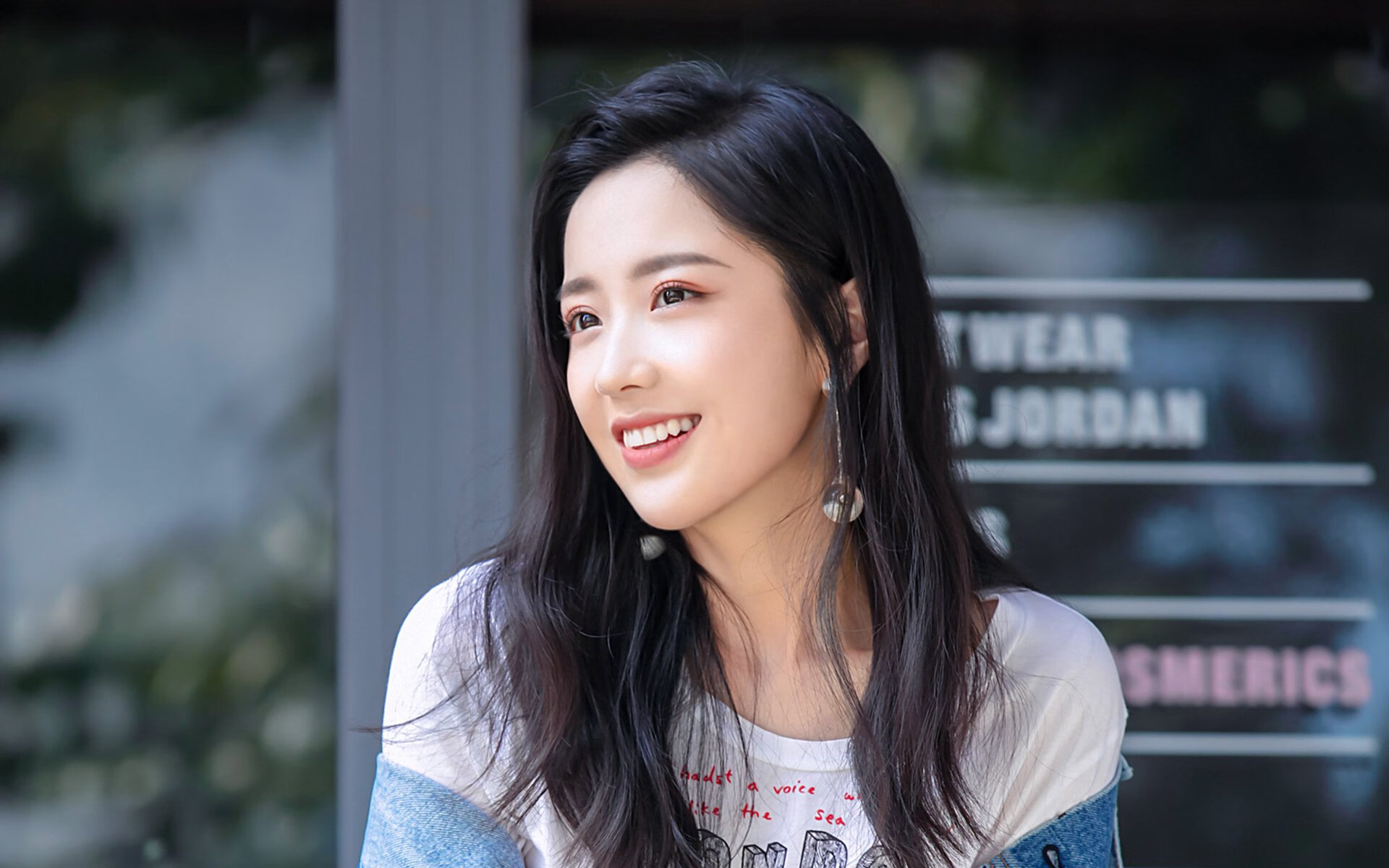 跨界合作的足球主题文化创意产业园逐步成型,推动体育产业升级